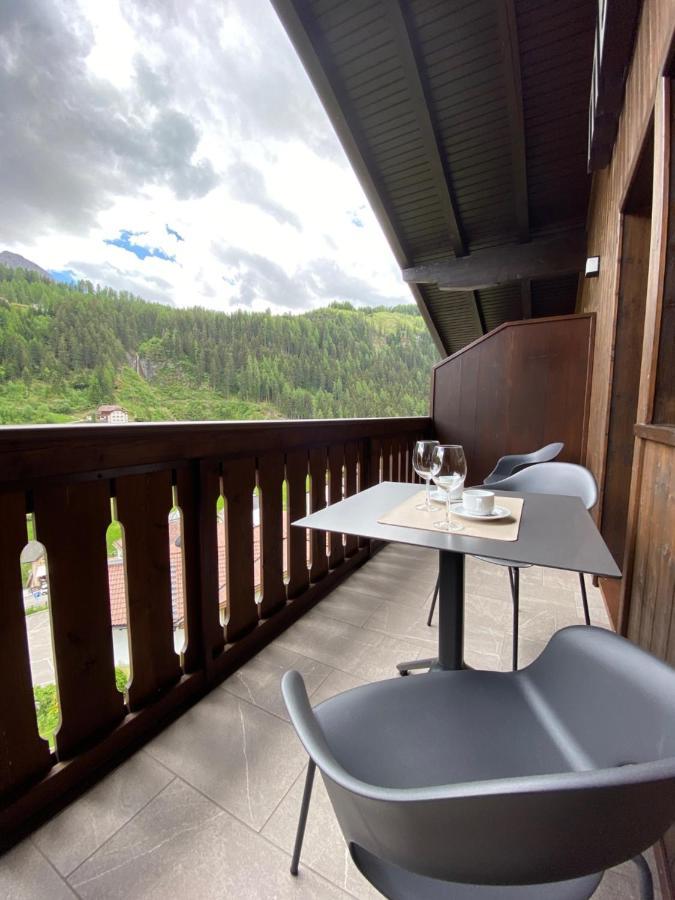 Apartments Mezdi Santa Cristina Val Gardena Exterior photo